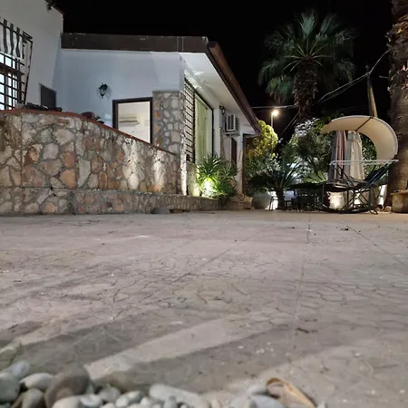 Old Fisherman's Tarente