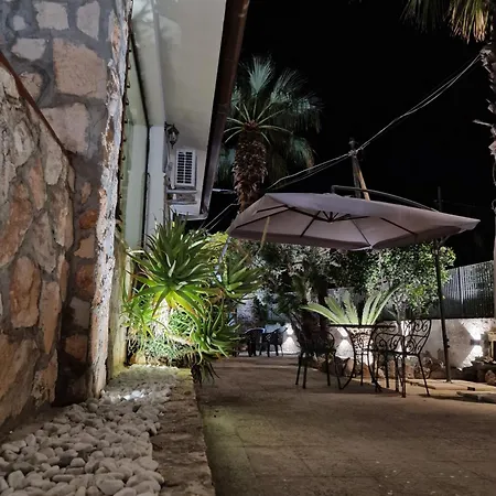 Old Fisherman's Villa Tarente